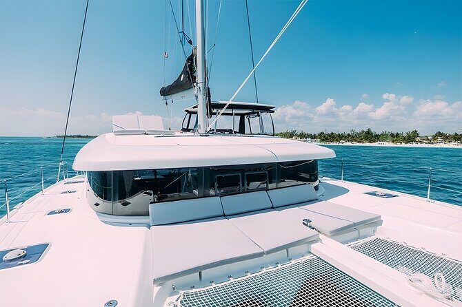3 Hour Catamaran Experience in a Private 42' Lagoon - Crew Energy and Service: Why Names Keep Coming Up