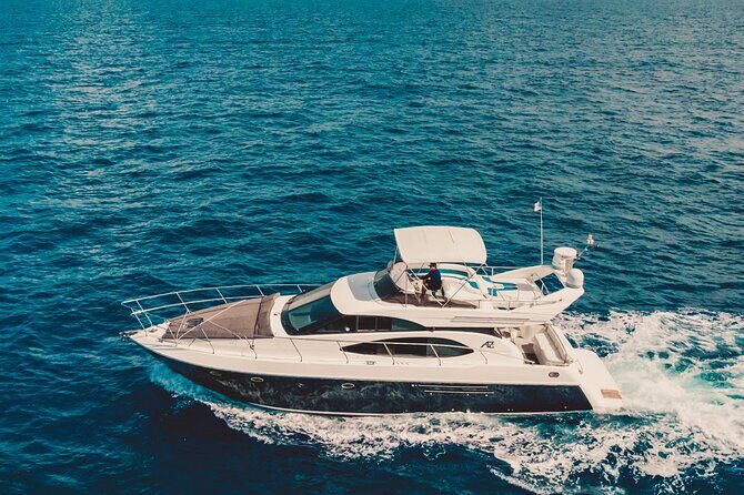 4 Hour 50' Azimut Yacht All-Inclusive in Tulum & Playa del Carmen - Price and what you’re really paying for