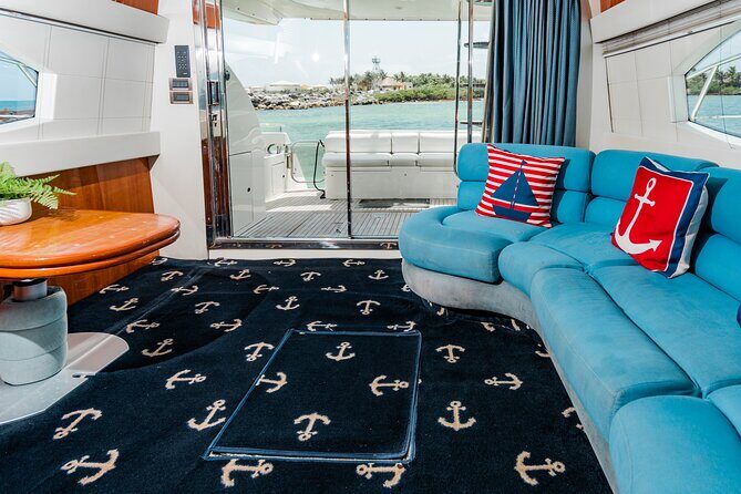 5H private 50' Yacht All-Inclusive from Tulum & Playa del Carmen - Group size and the comfort reality on a 50 boat