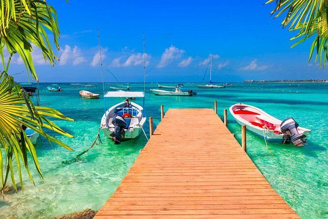 7 Colors Bacalar Lagoon Tour from Playa del Carmen & Tulum - The big draw: Seven Colors lagoon plus pirate-route cruising