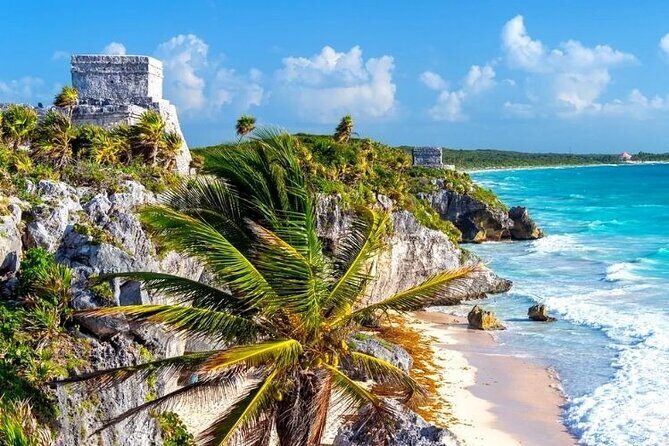8-Day Tour through the Yucatán Peninsula, Mexico - Day 2: Tulum’s Seaside Ruins, Yax Kin Cenote Swim, Then Bacalar Lagoon Time