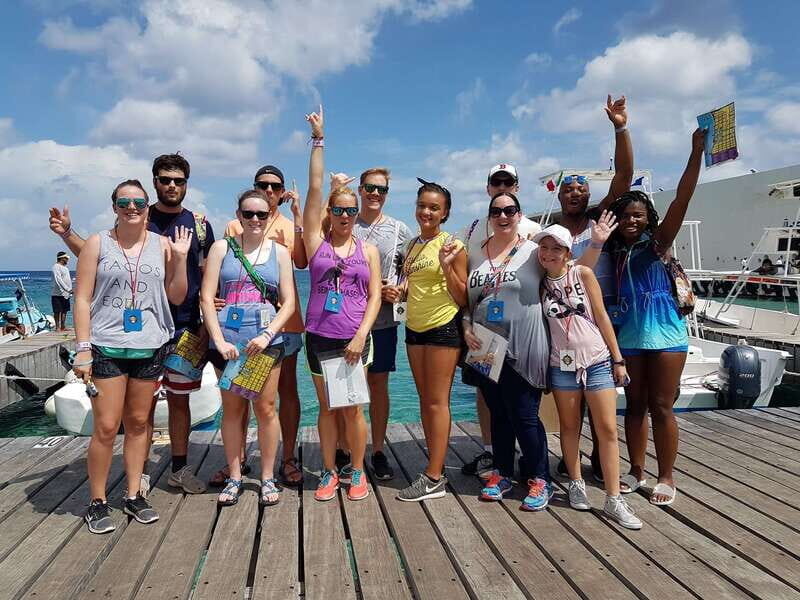 Amazing Cozumel Race: Scavenger Hunt/Sightseeing Tour - Mercado Municipal Start: Finding the Team Fast and Getting Moving