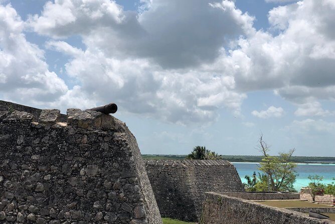 Bacalar Deluxe - Service style: Jesus and Alfonso make the day feel unhurried