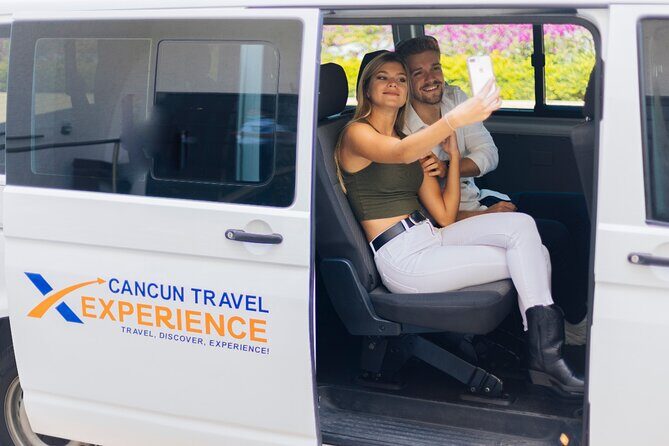 Cancun Airport: Private Transfer to/from Akumal Hotels - From Cancun Arrivals to Akumal: the meet-and-greet routine