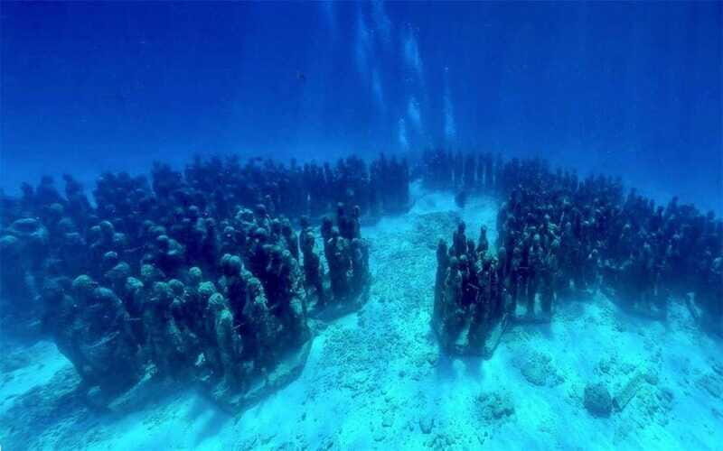 Cancun: MUSA Diving for certified divers morning dive trip - Gear, small groups, and why it affects your underwater experience