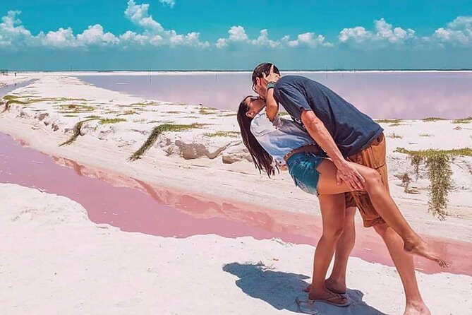 Cancun tour Las Coloradas Pink Lagoon + Rio Lagartos Tour - The Boat, Mud Bath, and Crocodile Farm Stops (What You Might Get)