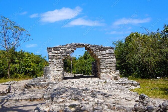 Cenote and Ancient Mayan Ruins Tour with Tequila in Cozumel - Stop 4 at San Gervasio Ruins: Ixchel, sacred pathways, and pilgrimage history