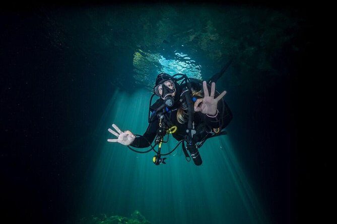 Cenotes 2-Tank Dive in Playa del Carmen/for certified divers only - What “2-tank” means for your day