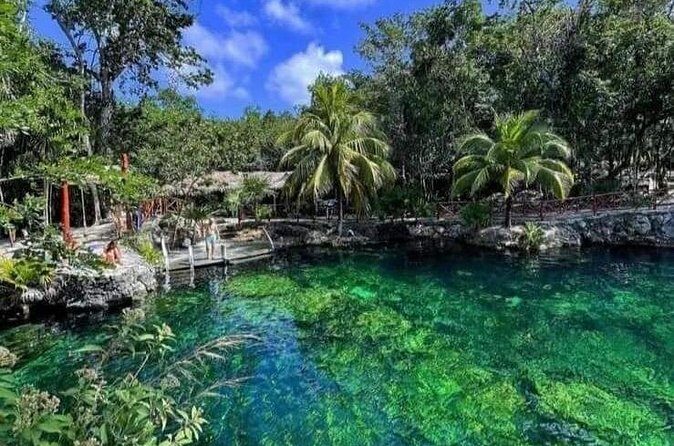 Cenotes Casa Tortuga: 4 Cenotes Day Pass - Locker reality and towel costs
