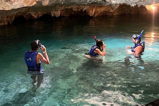 Cenotes Private Tour ( Two Eyes, Jaguar & Nicte-Ha ) - Stop 1: Cenote Jaguar for Calm Water and Great Photos