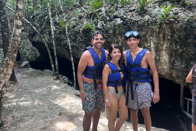 Cenotes Private Tour ( Two Eyes, Jaguar & Nicte-Ha ) - Stop 3: Cenotes Dos Ojos for Classic Snorkeling Visibility