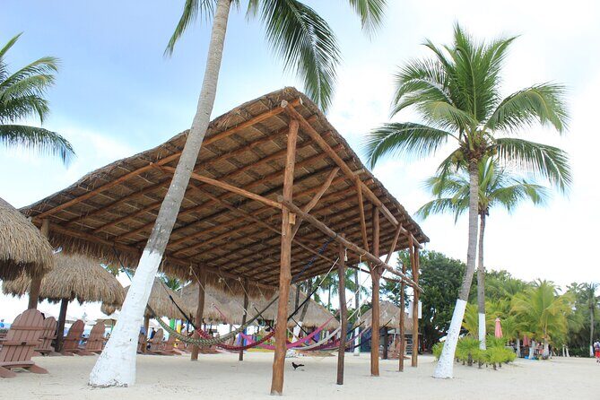 Chankanaab Park Admission +Snorkeling + Lunch included - Locker and gear: why this detail helps more than you think