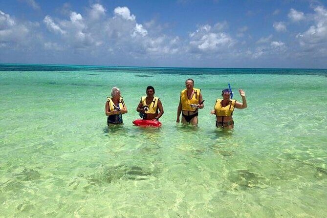 Chankanaab Park and Island Tour by Buggy with Mexican Lunch - Service and timing: what a smooth day looks like