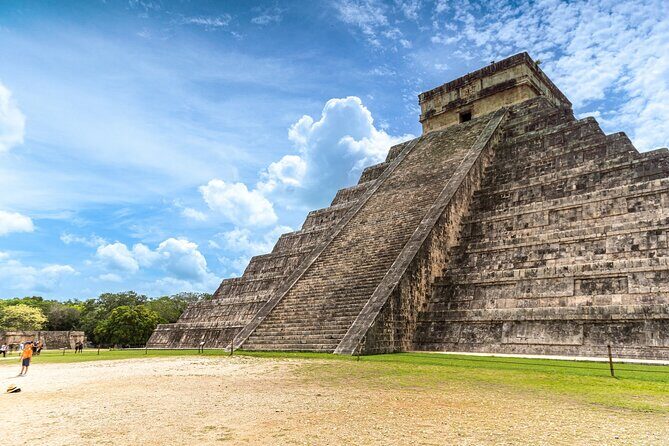 Chichen Itza and Coba with Cenote Swim from Playa del Carmen - Stop 1: Chichén Itzá UNESCO Time and What Your Guide Should Help You Notice