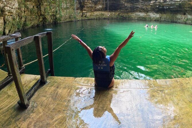 Chichen Itza, Cenote and Valladolid: Wonders of the Mayan World - Lunch: included buffet food that keeps the day moving