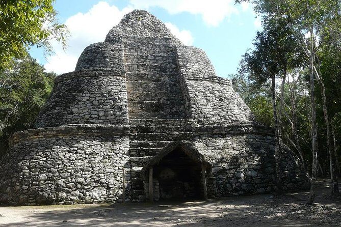Chichen itza, Cenote Ik kil and Coba Reduced Group - A fast, focused way to hit three iconic sites