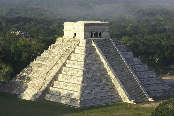 Chichen itza, Cenote Ik kil and Coba Reduced Group - Chichén Itzá: how to make 3 hours work