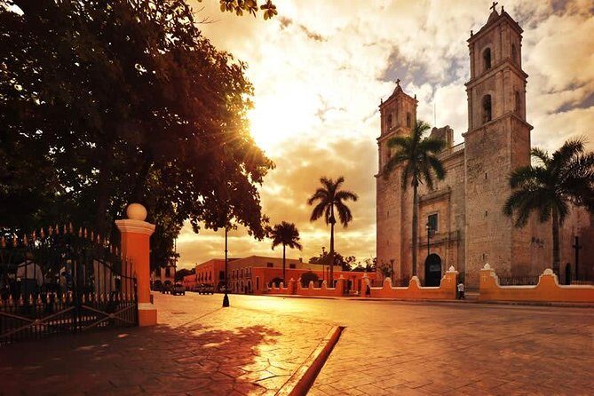 Chichen Itzá, Cenote Ik Kil, Valladolid Premium Reduced Group - Chichen Itza highlights: what you’ll actually see