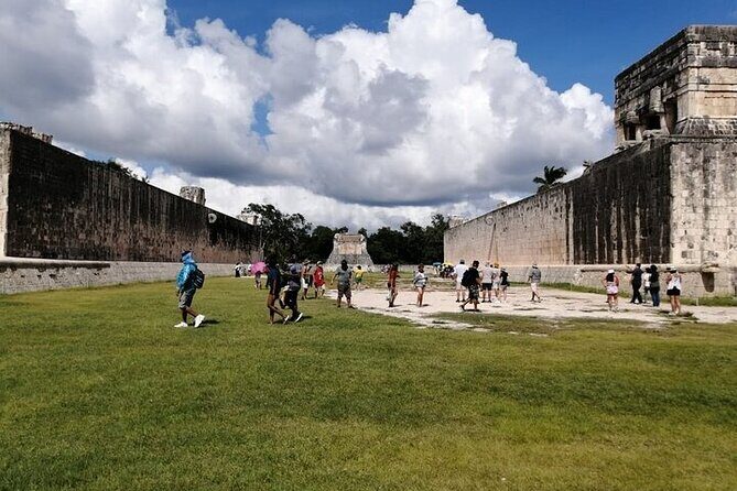 Chichen Itza Deluxe, 2 Cenotes tour From Playa del Carmen - Cenote Hubikú: the quieter swim that balances the day