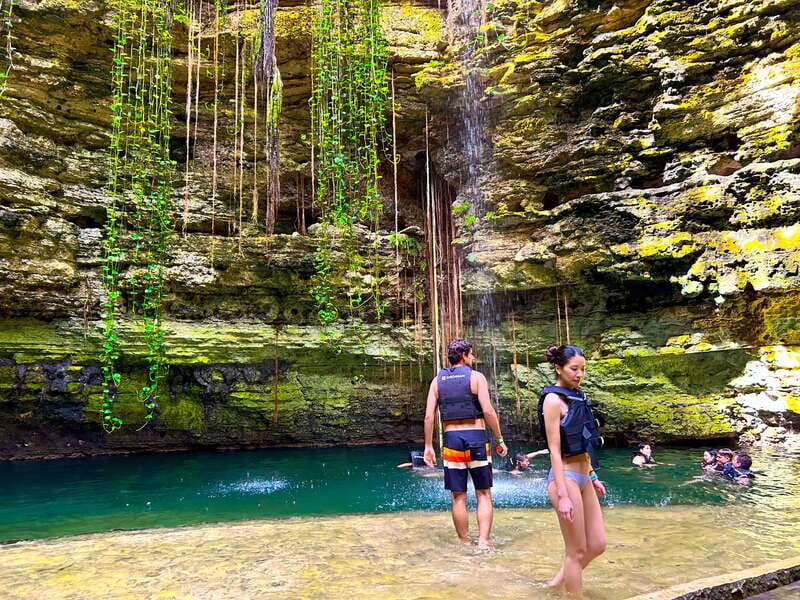 Chichen Itza: Guided Tour with Valladolid & Cenote Chichikan - Valladolid Stop: Short Walk, Best Way to Use Your 30 Minutes