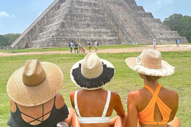 Chichen Itza, Suytun and Ikkil cenotes in One Day Tour! - Chichén Itzá with a real Mayan archaeology guide (and enough free time)