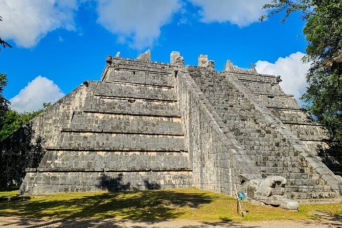 Chichen Itza, Suytun and Ikkil cenotes in One Day Tour! - Group size, language, and the practical details that affect your comfort