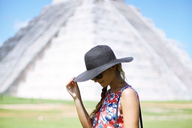 Chichen Itza with Lunch and Cenote from Riviera Maya - Lunch buffet and Valladolid: the short-town stop that may feel like shopping