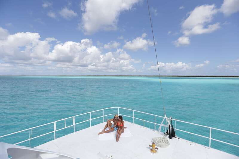 Cozumel: Catamaran, El Cielo Bay & Palancar Reef with Lunch - Lunch and the Cultural Dance Show in Downtown Cozumel