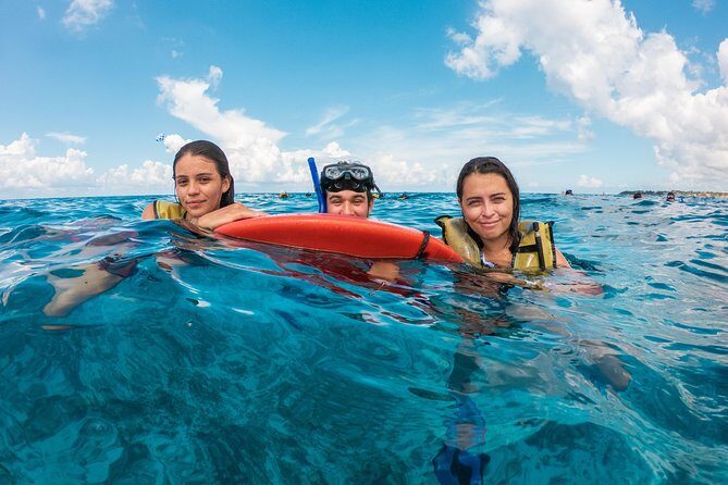 Cozumel Catamaran Snorkeling Tour & lunch - El Cielo Bay: Starfish territory, with a weather reality