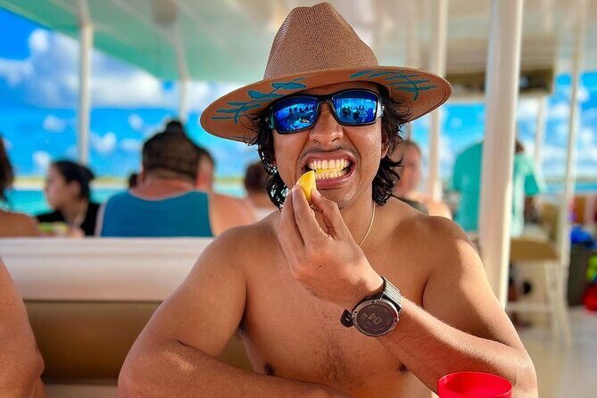 Cozumel Catamaran Tour: Snorkel at Top Reefs & Open Bar - Palancar Reef and the turtle possibility
