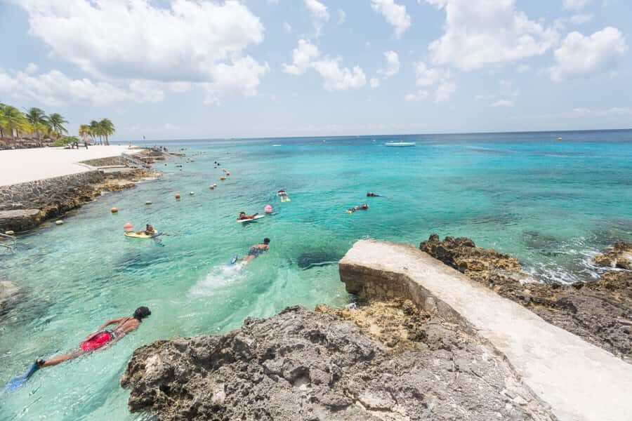 Cozumel: Chankanaab Park Admission+ Snorkel+ Welcome drink - Family-Friendly Beach Setup With a Playground by the Water
