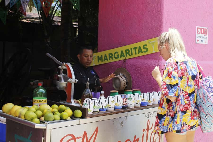 Cozumel: Official Chankanaab Park and Snorkeling with Lunch - Lunch by the seashore: what included actually means