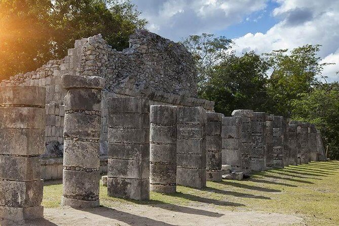 Deluxe adventure! 2 Sacred Cenotes, Chichen Itza and Valladolid from Tulum City - Guides matter: when Hector makes the day fun