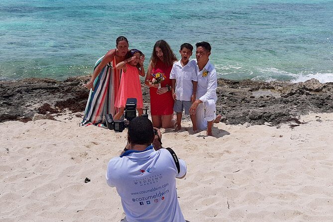 Deluxe Photography Session - How Francisco and His Team Work With Your Vision