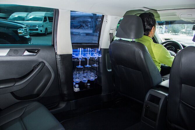 Departure by Luxury Sedan From Playa del Carmen to Cancun Airport - Price and value: what $134 gets you (and when it’s worth it)