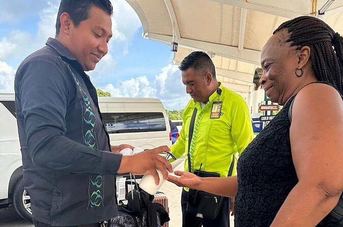 Departures by Minivan Private Hotels To TQO Tulum Airport - Timing Rules That Prevent Stress: Checkout, On-Time Pickup, and Waiting Limits