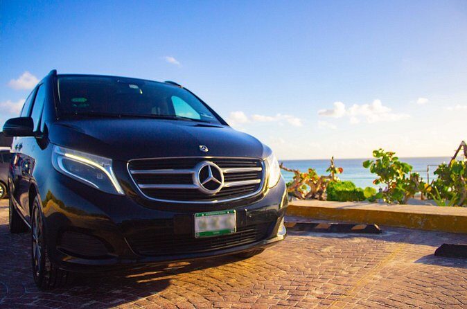 Departures in Mercedes Benz from Playa del Carmen to Cancun Airport - Airport Drop-Off: Ending With Less Chaos
