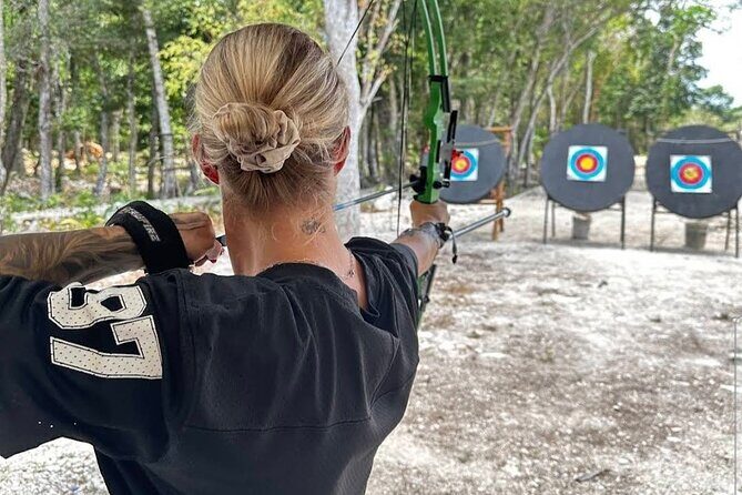 Discover Archery with a Paralympian - The 2-hour flow: warm-up, lessons, targets, then a shoot-off