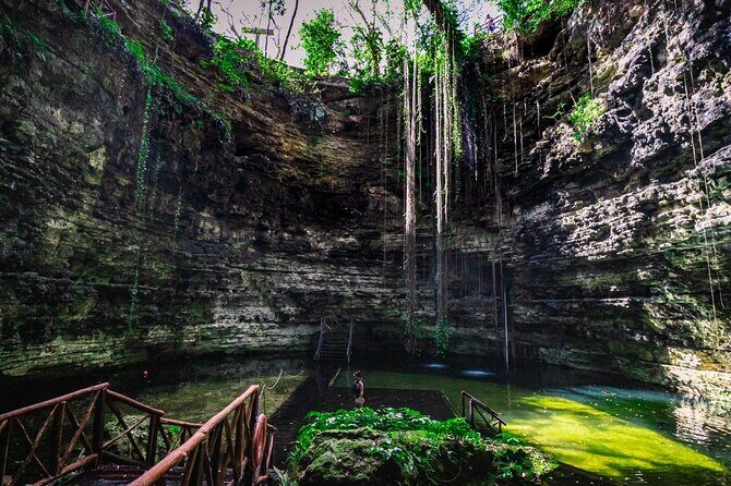 Ek Balam, Mayan traditions and cenote Chichikan - Ek Balam: Mayan ruins with guided context and photo time