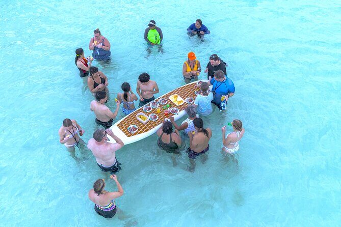 Exclusive Private Boat to El Cielo - Playa El Cielo: starfish sands and shallow water fun