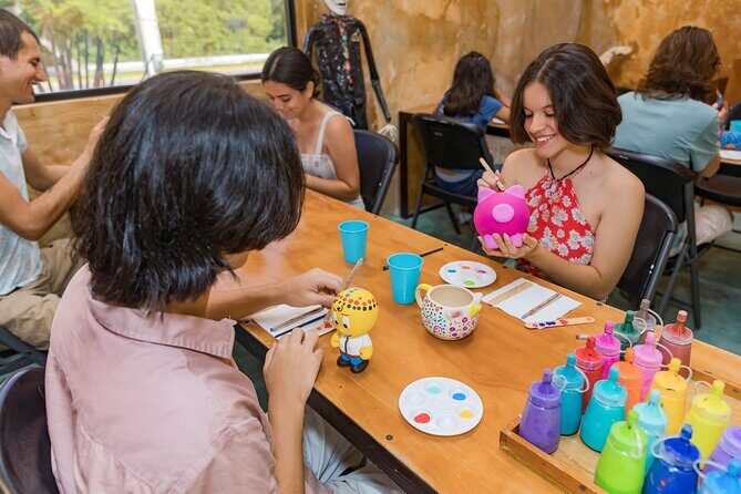 Experience Traditional Alebrije Painting from Oaxaca State - English Guidance and a Private Group Pace