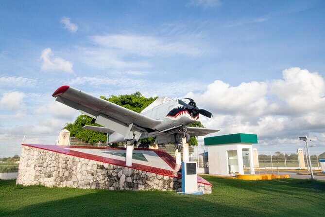 Explore Cozumel your Way Private Island Tour with Pro Guide - Coco’s Beach Club: snorkeling from the shore plus a relaxed beach break