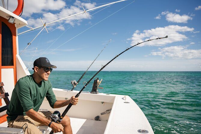 Fishing Tour & Beach Club In Riviera Maya - The fishing gear and crew coaching that make a difference