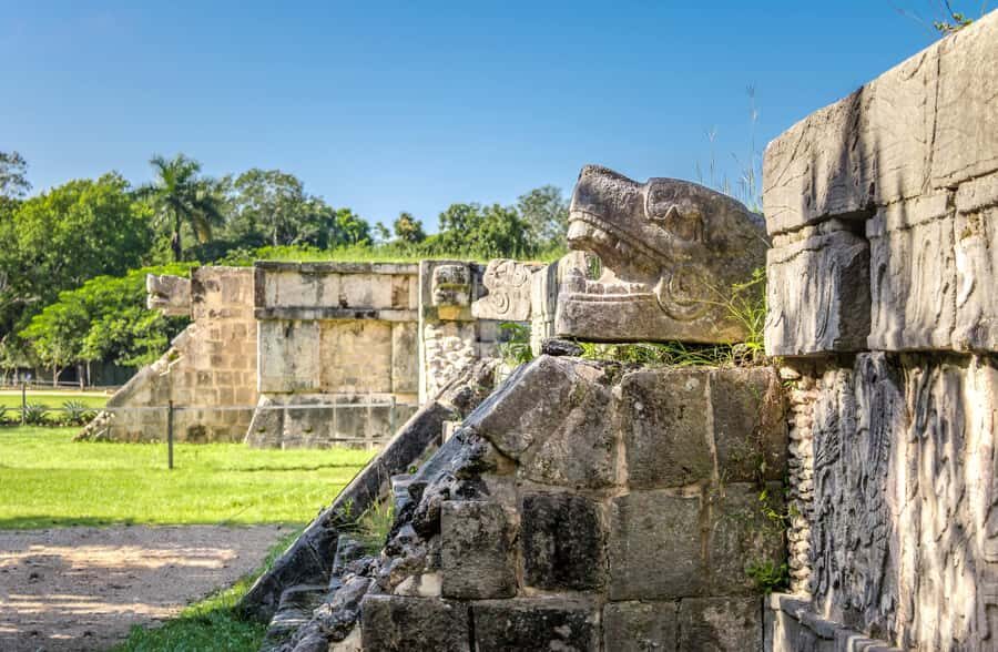 From Playa del Carmen: Tour to Chichén Itzá, Valladolid with Cenote and buffet - Valladolid in short form: colonial streets, but plan for heat