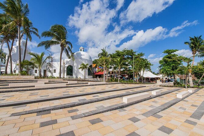 Full-Day Adventure: Tulum, Cobá, Mayan Village & 5th Avenue - Playa del Carmen’s Fifth Avenue: Shopping and Street Noise