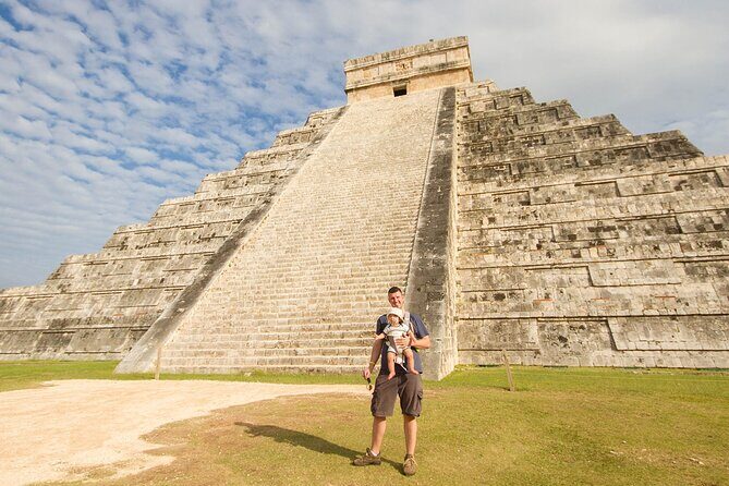 Full Day Chichen Itza, Cenote and Valladolid Complete Tour - Lunch: The Buffet Lunch That Keeps the Day Moving