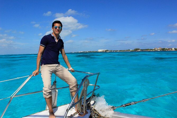 Full-Day Sailing Trip to Mujeres Island from Playa del Carmen - Isla Mujeres Beach Time and Downtown Vibes: Handicrafts and Easy Exploration