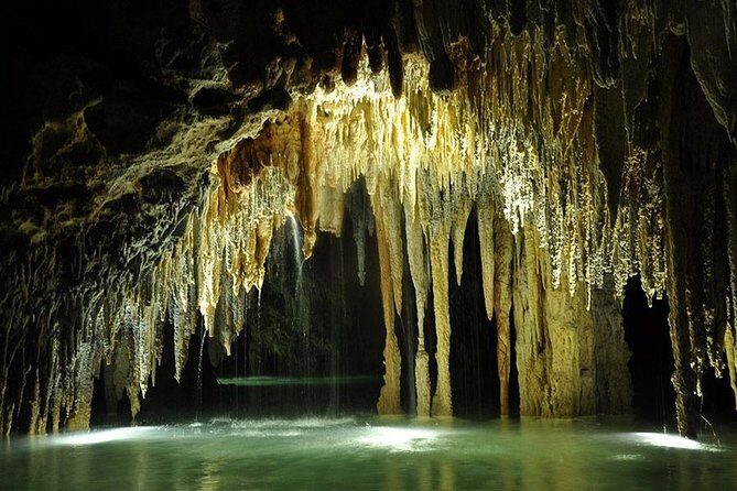 Full-Day Tulum Expedition and Rio Secreto Adventure - Rio Secreto: Thermal Gear, Safety, and an Underground Swim