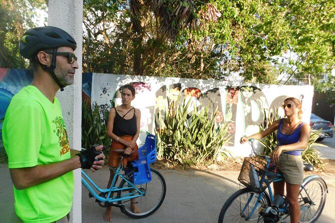 Graffitis & Munchies biketour Playa del Carmen - Graffiti and Munchies: What You’re Really Doing in Playa del Carmen