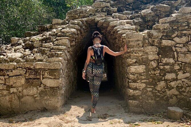 Guided Tour of Archaeological Zone of Tulum + Cenote Swim - Getting to Tulum: pickup windows and how not to miss the van